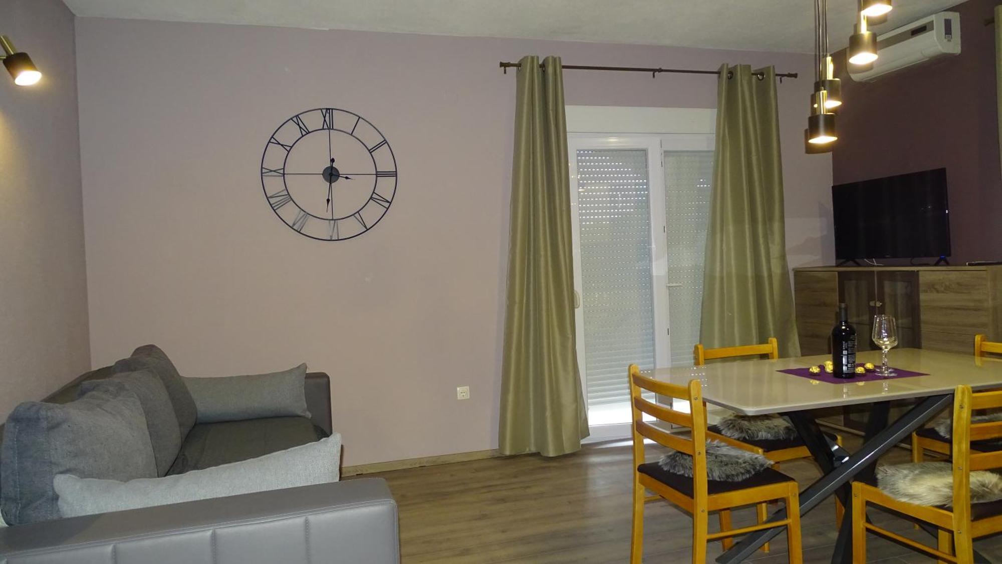 Apartments Luna Sukošan Eksteriør bilde
