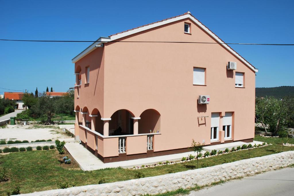 Apartments Luna Sukošan Eksteriør bilde